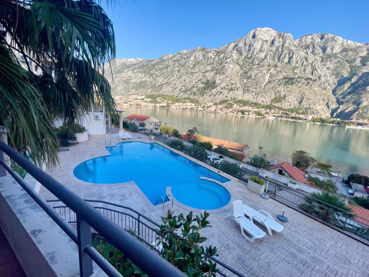 Muo Stunning View To Kotor Bay And Old Town - C2 Vista 아파트 외부 사진