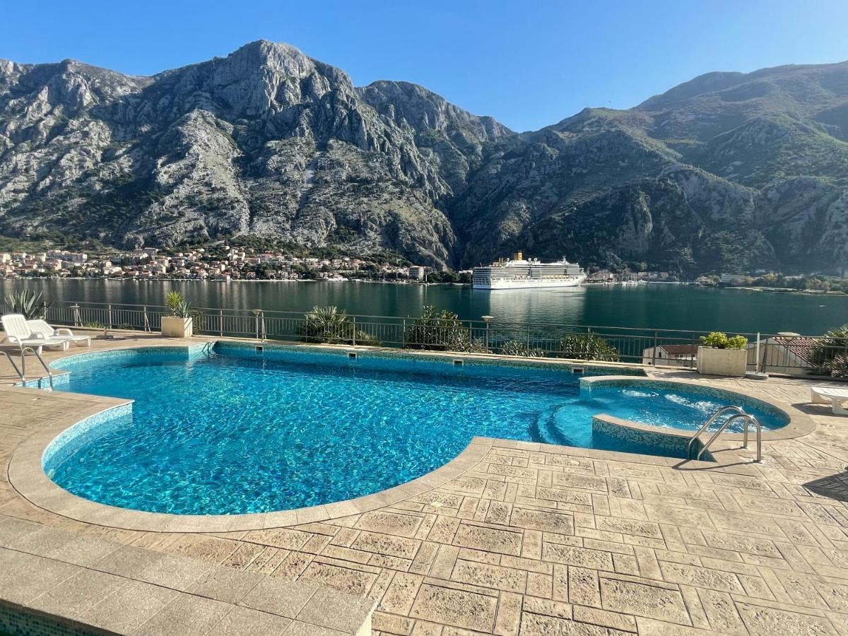 Muo Stunning View To Kotor Bay And Old Town - C2 Vista 아파트 외부 사진